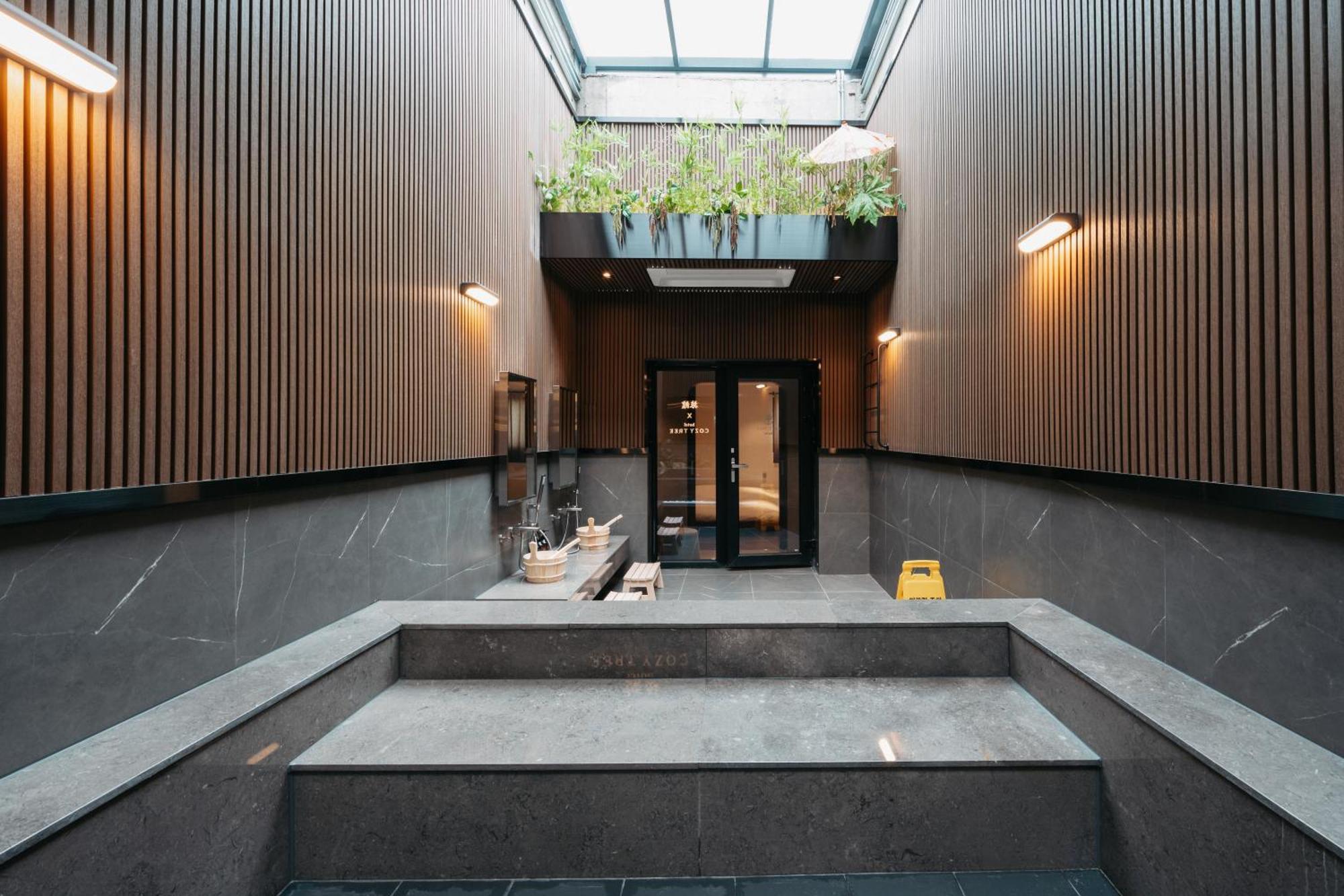 Cozy Tree Hotel Seomyeon Busan Eksteriør billede