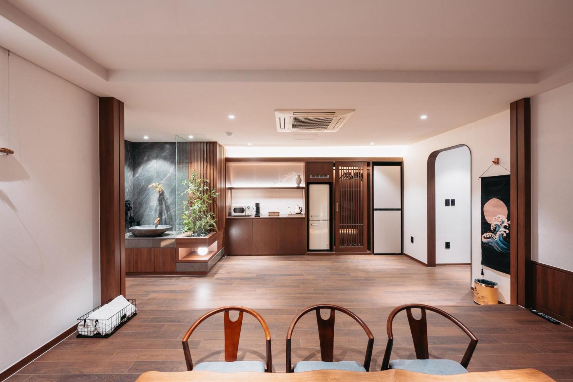 Cozy Tree Hotel Seomyeon Busan Værelse billede